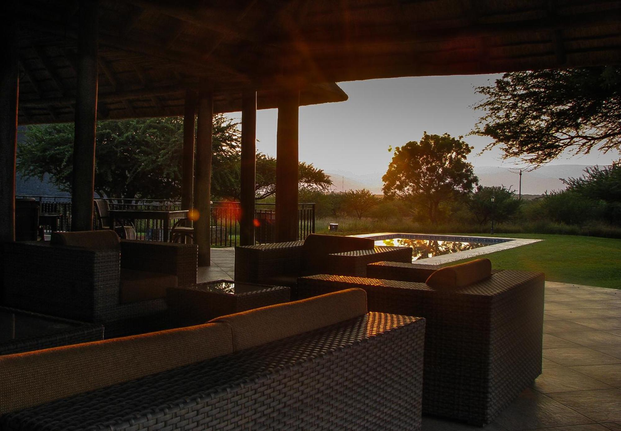 Lapeng Guest Lodge Бургерсфорт Экстерьер фото
