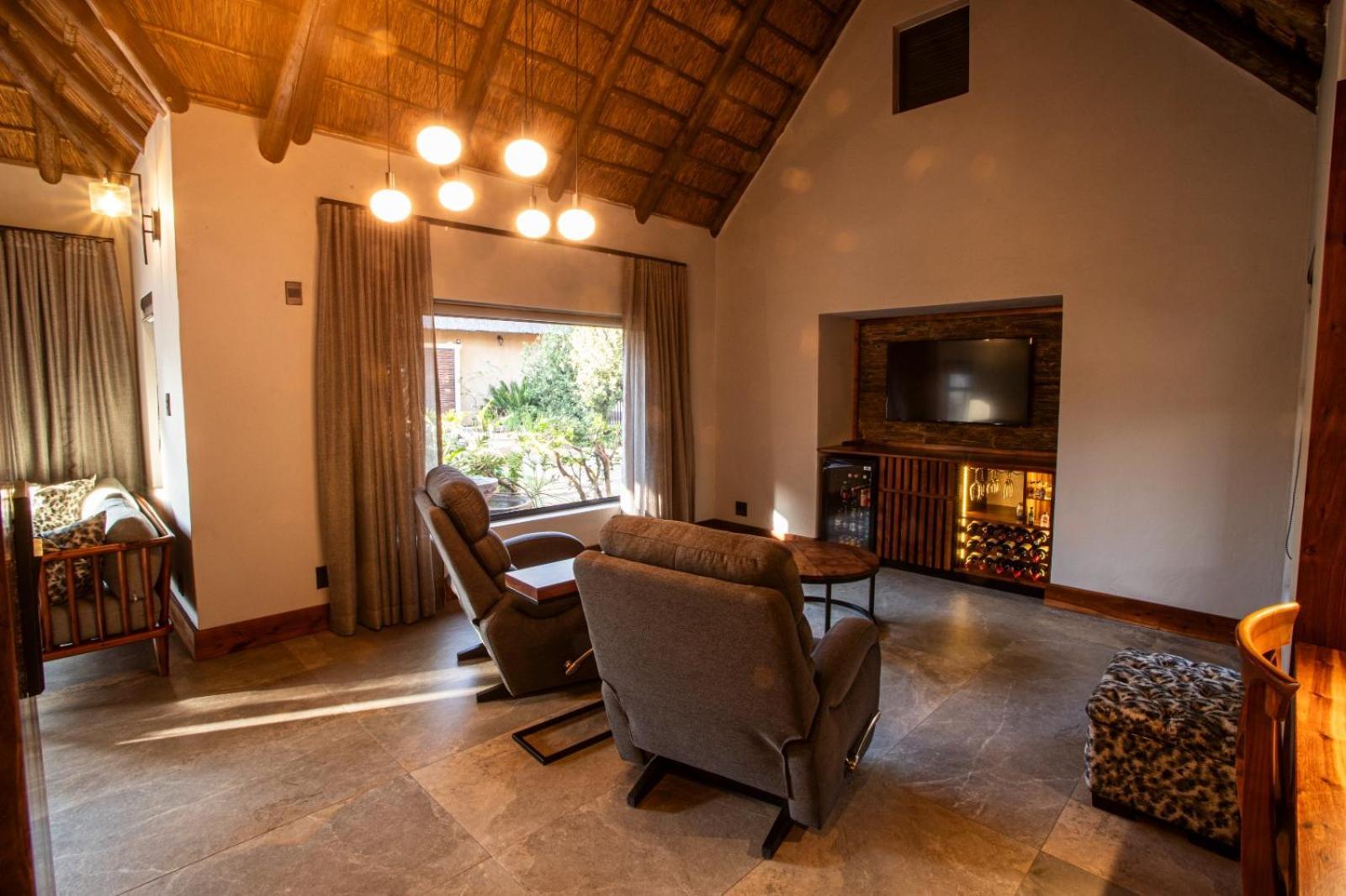 Lapeng Guest Lodge Бургерсфорт Экстерьер фото