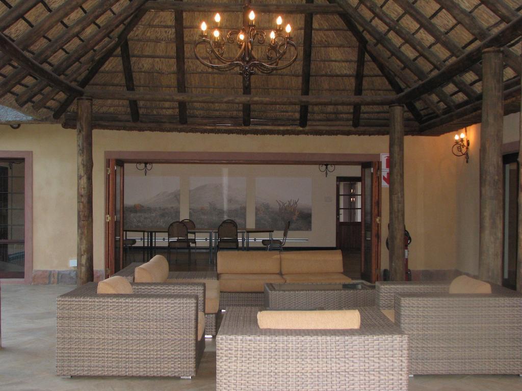 Lapeng Guest Lodge Бургерсфорт Экстерьер фото